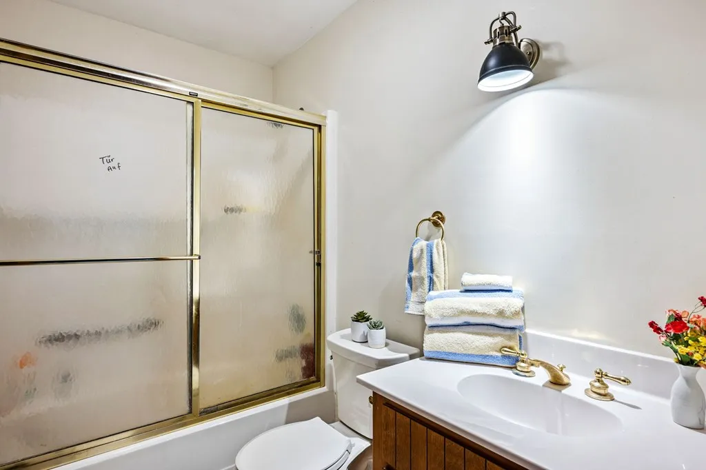 10690 Golf Rd # C, Sister Bay, Wisconsin 54234, 2 Bedrooms Bedrooms, ,1 BathroomBathrooms,Condominium,For Sale,Golf Rd,144204