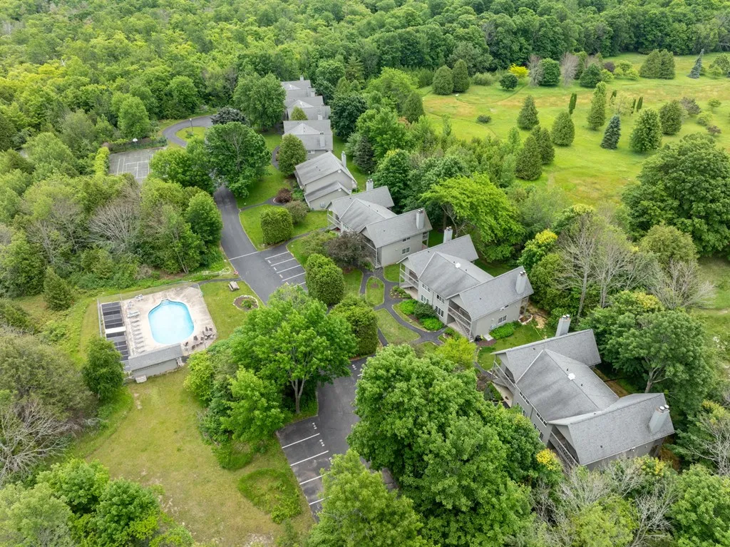 10690 Golf Rd # C, Sister Bay, Wisconsin 54234, 2 Bedrooms Bedrooms, ,1 BathroomBathrooms,Condominium,For Sale,Golf Rd,144204