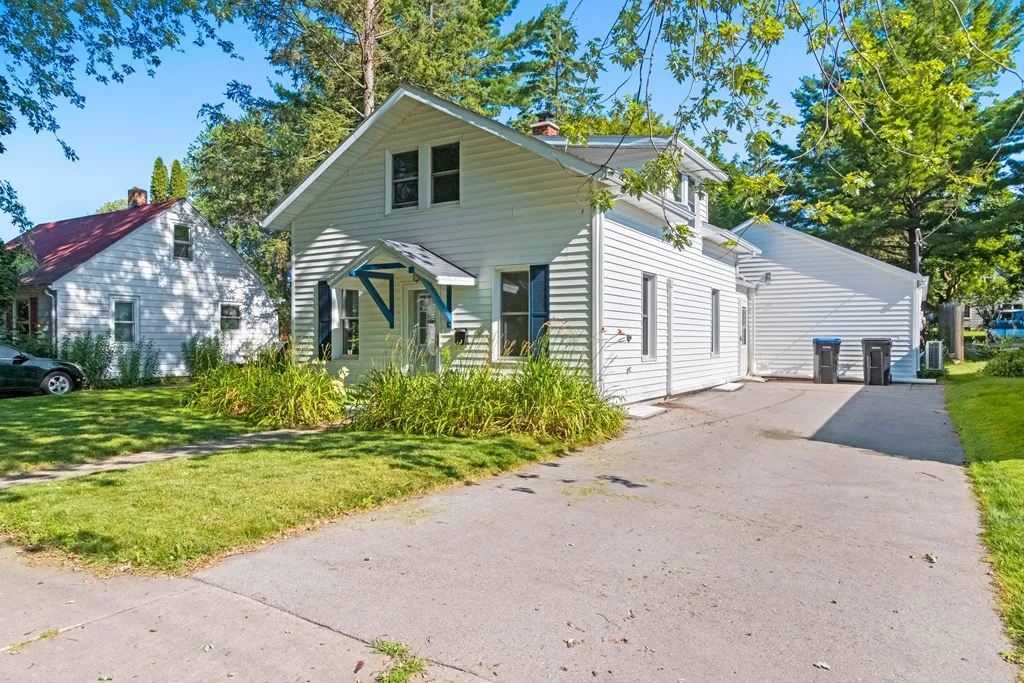 930 Rhode Island St, Sturgeon Bay Wi 54235, 3 Bedrooms Bedrooms, ,3 BathroomsBathrooms,Inland-Residential,For Sale,Rhode Island St,142995
