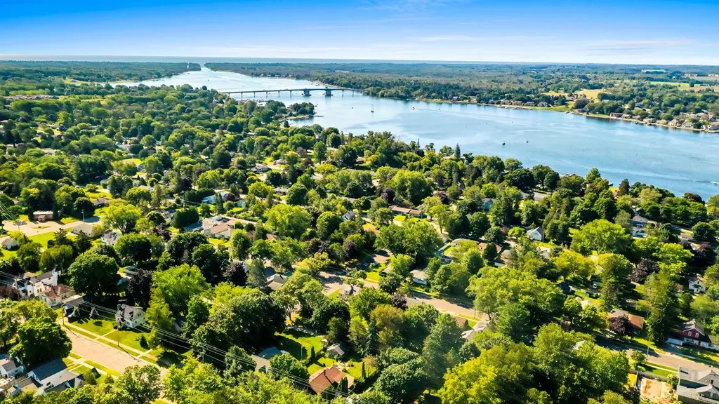 930 Rhode Island St, Sturgeon Bay Wi 54235, 3 Bedrooms Bedrooms, ,3 BathroomsBathrooms,Inland-Residential,For Sale,Rhode Island St,142995