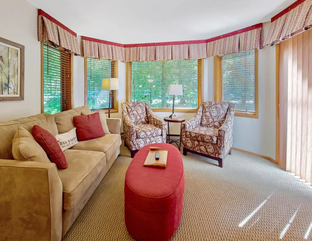4908 Landmark Cir # 1202, Egg Harbor, Wisconsin 54209, 1 Bedroom Bedrooms, ,1 BathroomBathrooms,Condominium,For Sale,Landmark Cir,144276