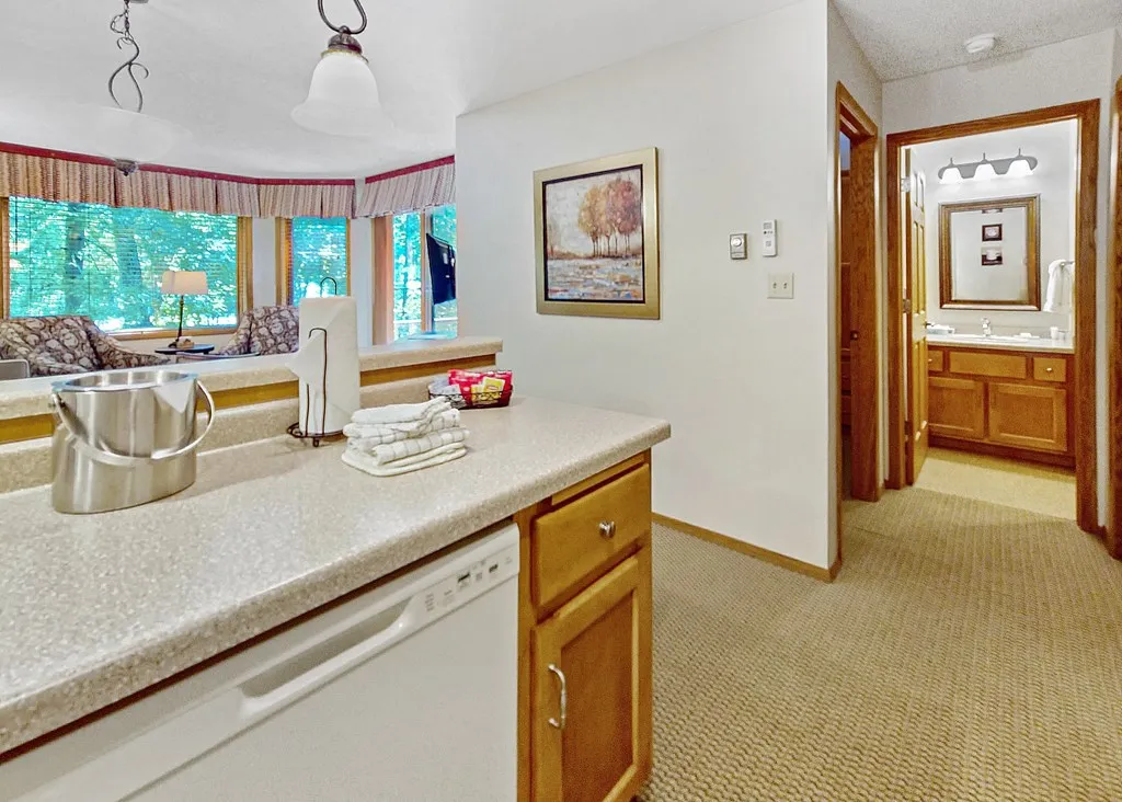4908 Landmark Cir # 1202, Egg Harbor, Wisconsin 54209, 1 Bedroom Bedrooms, ,1 BathroomBathrooms,Condominium,For Sale,Landmark Cir,144276