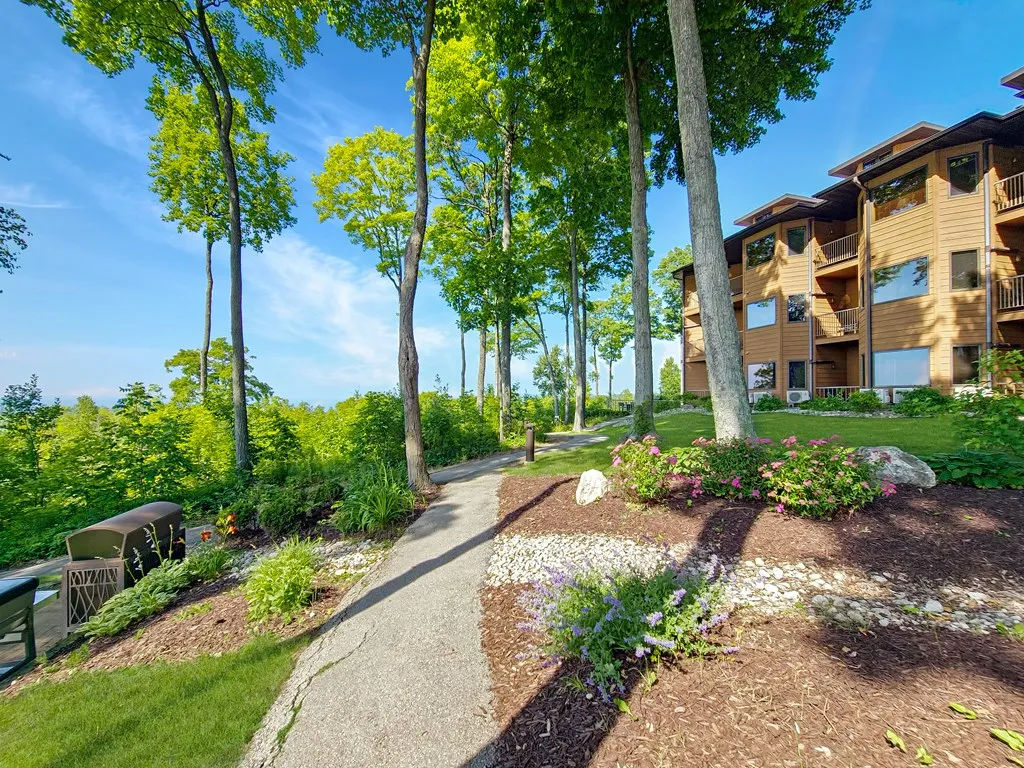 4908 Landmark Cir # 1202, Egg Harbor, Wisconsin 54209, 1 Bedroom Bedrooms, ,1 BathroomBathrooms,Condominium,For Sale,Landmark Cir,144276