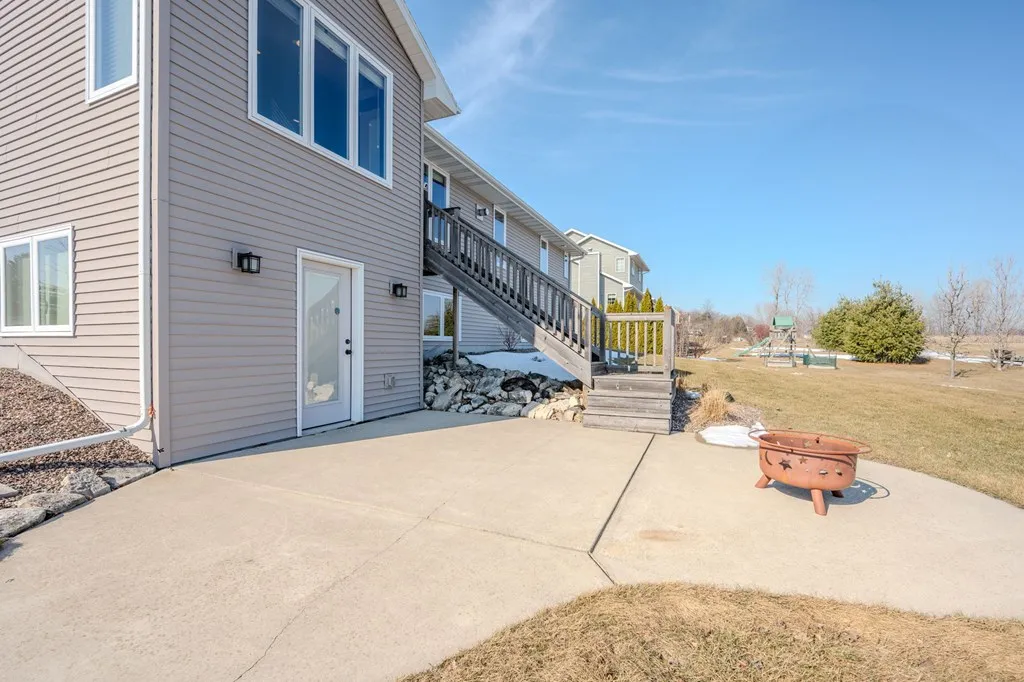 352 N 19th Ave, Sturgeon Bay, Wisconsin 54235, 3 Bedrooms Bedrooms, ,2 BathroomsBathrooms,Inland-Residential,For Sale,N 19th Ave,144310