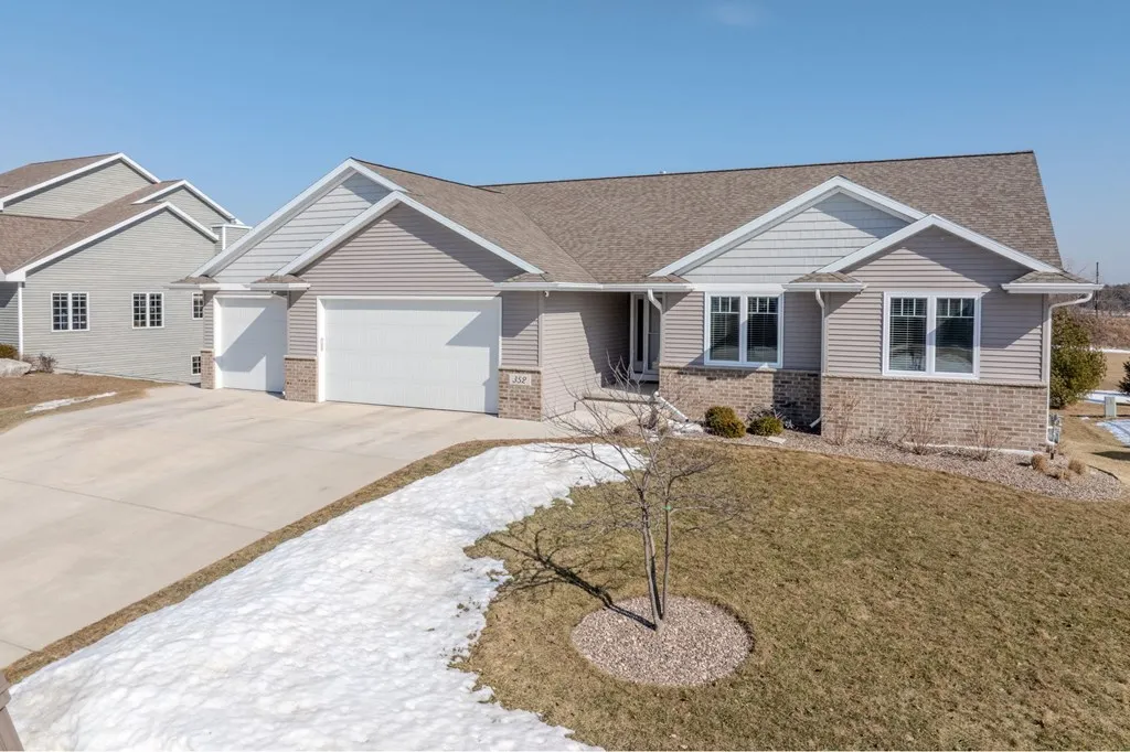 352 N 19th Ave, Sturgeon Bay, Wisconsin 54235, 3 Bedrooms Bedrooms, ,2 BathroomsBathrooms,Inland-Residential,For Sale,N 19th Ave,144310
