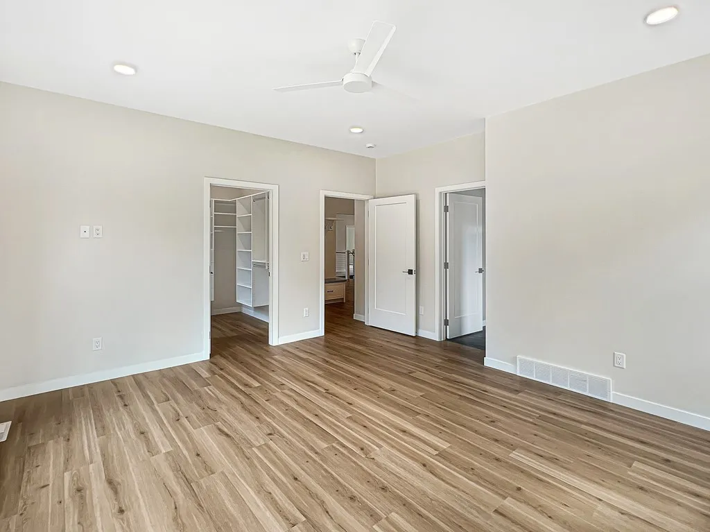 10633 Cove Ln, Sister Bay Wi 54234, 5 Bedrooms Bedrooms, ,4 BathroomsBathrooms,Condominium,For Sale,Cove Ln,138019