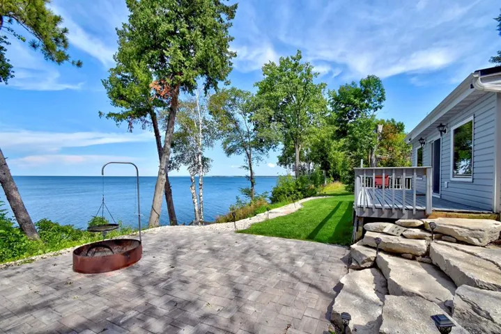 8874 Bittersweet Rd, Town Of Gardner Wi 54235, 3 Bedrooms Bedrooms, ,2 BathroomsBathrooms,Waterfront-Residential,For Sale,Bittersweet Rd,141397