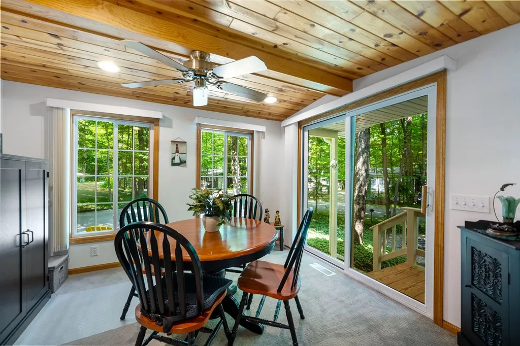 4286 Harbor School Rd, Egg Harbor Wi 54209, 3 Bedrooms Bedrooms, ,2 BathroomsBathrooms,Condominium,For Sale,Harbor School Rd,143072