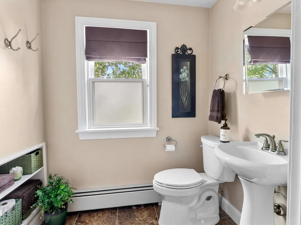 537 Kentucky St, Sturgeon Bay, Wisconsin 54235, 4 Bedrooms Bedrooms, ,2 BathroomsBathrooms,Inland-Residential,For Sale,Kentucky St,144399