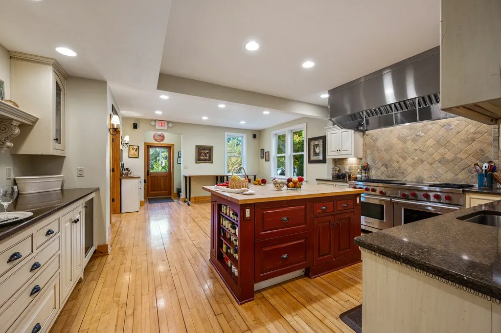 12042 Hwy 42, Ellison Bay, Wisconsin 54210, 2 Bedrooms Bedrooms, ,2 BathroomsBathrooms,Inland-Residential,For Sale,Hwy 42,144306