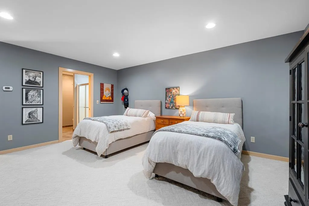 3839 Bay Shore Dr, Sturgeon Bay, Wisconsin 54235, 3 Bedrooms Bedrooms, ,5 BathroomsBathrooms,Waterfront-Residential,For Sale,Bay Shore Dr,144487