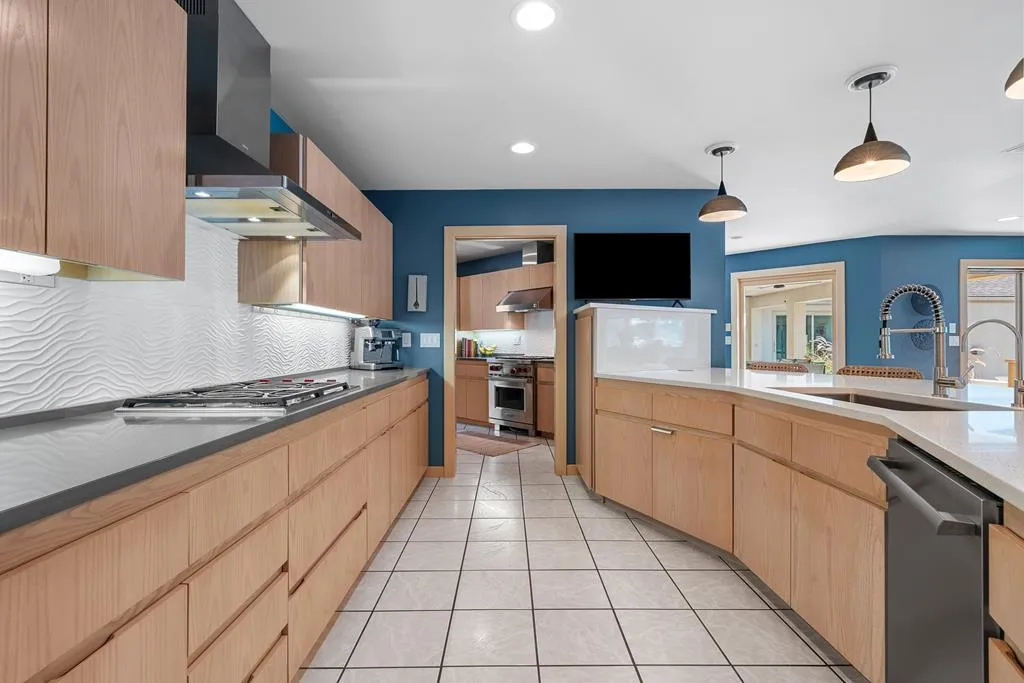 3839 Bay Shore Dr, Sturgeon Bay, Wisconsin 54235, 3 Bedrooms Bedrooms, ,5 BathroomsBathrooms,Waterfront-Residential,For Sale,Bay Shore Dr,144487