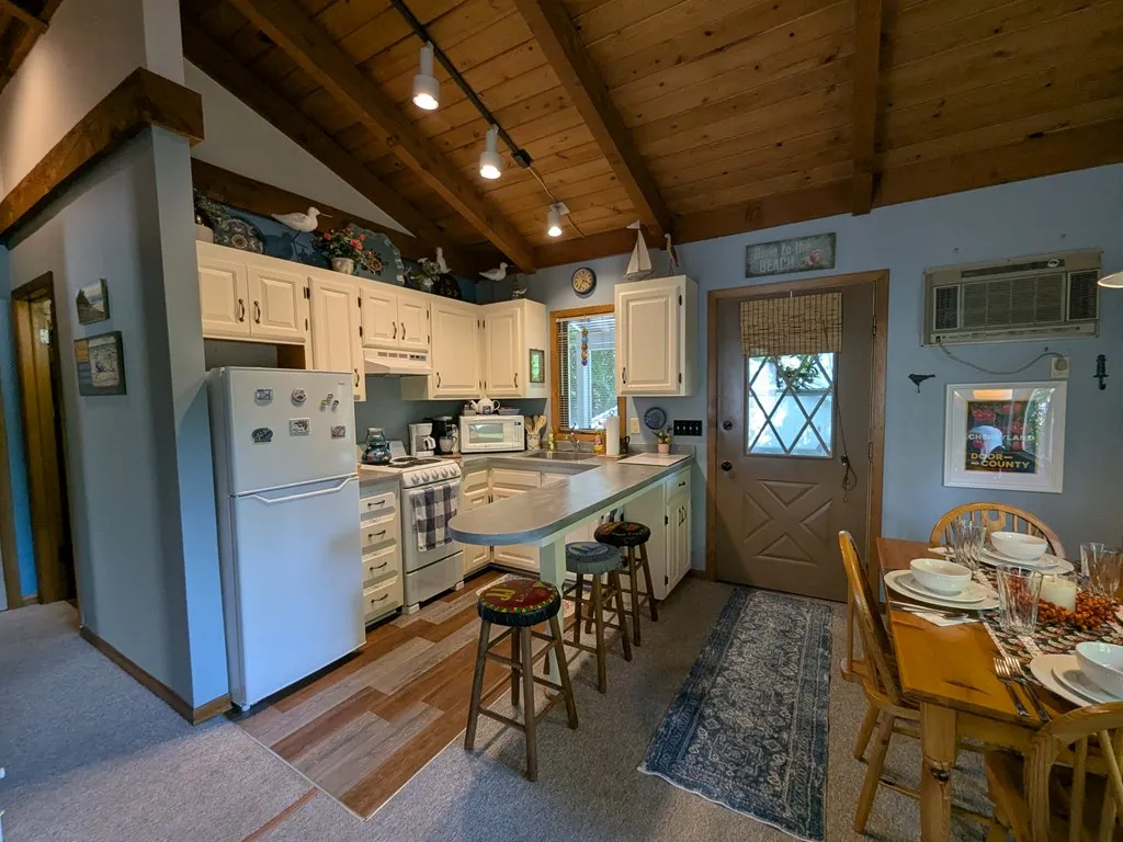 11073 Hwy 42 # 6, Sister Bay, Wisconsin 54234, 1 Bedroom Bedrooms, ,1 BathroomBathrooms,Condominium,For Sale,Hwy 42,144218