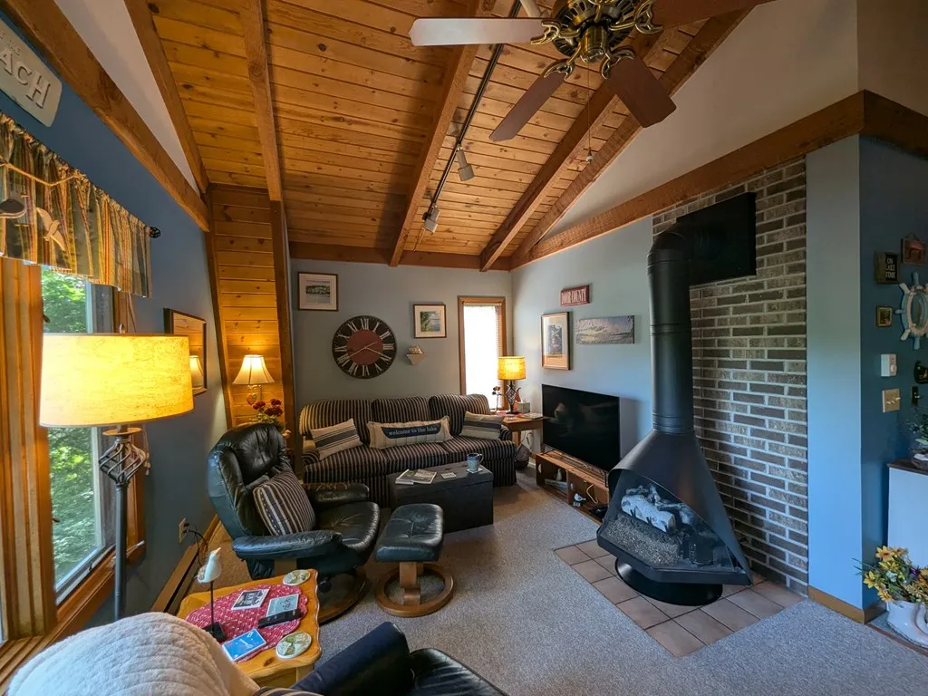 11073 Hwy 42 # 6, Sister Bay, Wisconsin 54234, 1 Bedroom Bedrooms, ,1 BathroomBathrooms,Condominium,For Sale,Hwy 42,144218