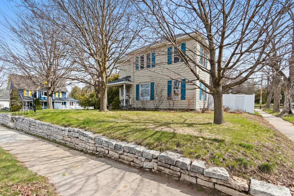 130 S 5th Ave, Sturgeon Bay Wi 54235, 5 Bedrooms Bedrooms, ,3 BathroomsBathrooms,Inland-Residential,For Sale,S 5th Ave,143872