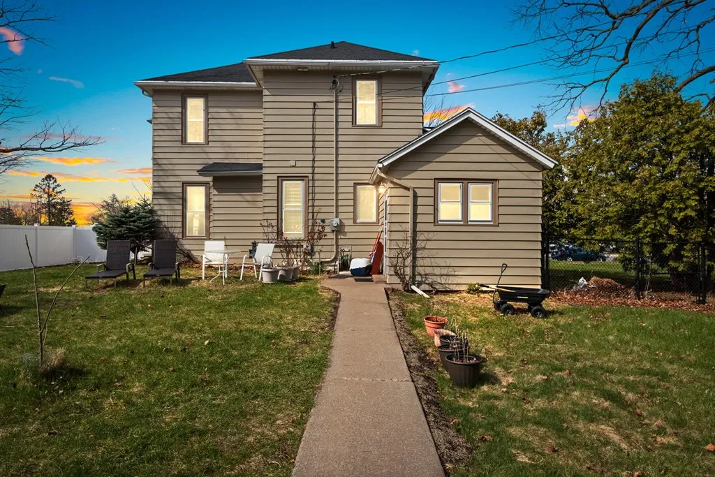 130 S 5th Ave, Sturgeon Bay Wi 54235, 5 Bedrooms Bedrooms, ,3 BathroomsBathrooms,Inland-Residential,For Sale,S 5th Ave,143872