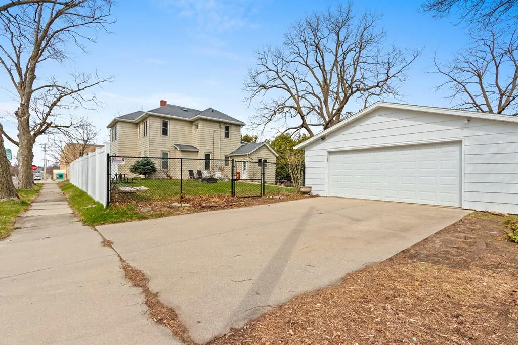 130 S 5th Ave, Sturgeon Bay Wi 54235, 5 Bedrooms Bedrooms, ,3 BathroomsBathrooms,Inland-Residential,For Sale,S 5th Ave,143872