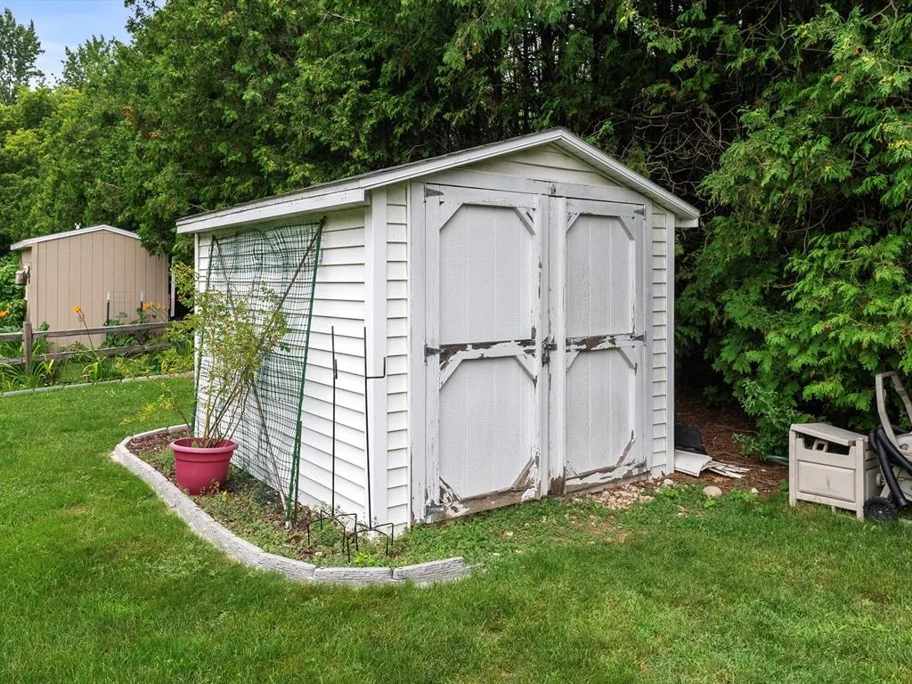 1732 Utah St, Sturgeon Bay Wi 54235, 3 Bedrooms Bedrooms, ,2 BathroomsBathrooms,Inland-Residential,For Sale,Utah St,143037