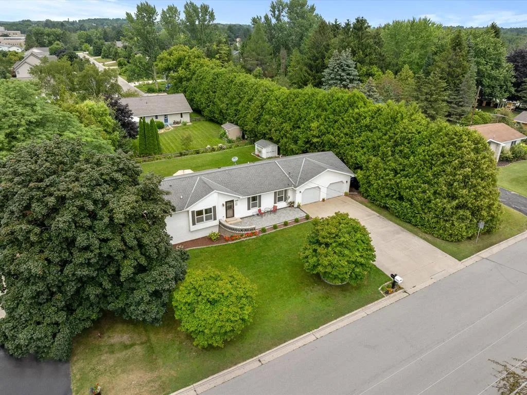 1732 Utah St, Sturgeon Bay Wi 54235, 3 Bedrooms Bedrooms, ,2 BathroomsBathrooms,Inland-Residential,For Sale,Utah St,143037