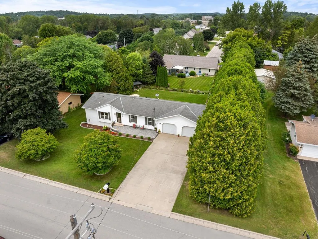 1732 Utah St, Sturgeon Bay Wi 54235, 3 Bedrooms Bedrooms, ,2 BathroomsBathrooms,Inland-Residential,For Sale,Utah St,143037