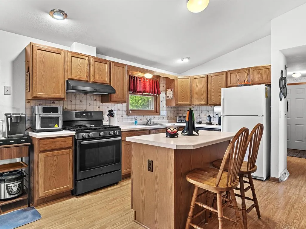 1732 Utah St, Sturgeon Bay Wi 54235, 3 Bedrooms Bedrooms, ,2 BathroomsBathrooms,Inland-Residential,For Sale,Utah St,143037