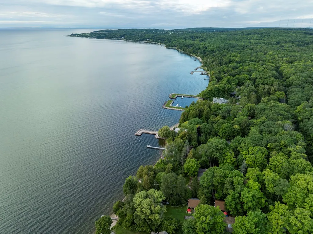 4309 Bay Shore Dr, Sturgeon Bay, Wisconsin 54235, ,Commercial,For Sale,Bay Shore Dr,144474