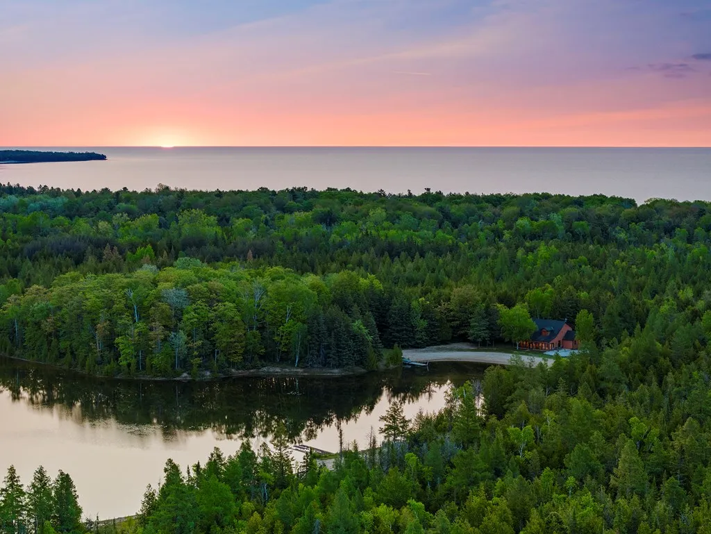 Lake Of The Woods Rd, Sturgeon Bay, Wisconsin 54235, ,Unimproved Land,For Sale,Lake of The Woods Rd,144114