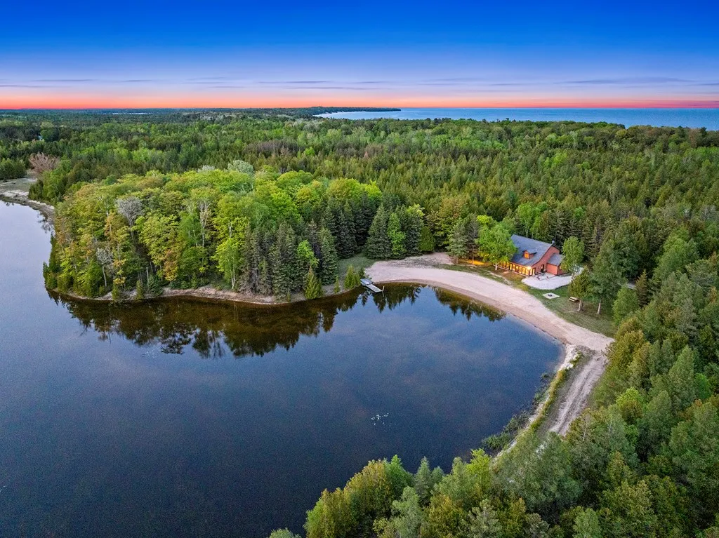 Lake Of The Woods Rd, Sturgeon Bay, Wisconsin 54235, ,Unimproved Land,For Sale,Lake of The Woods Rd,144114