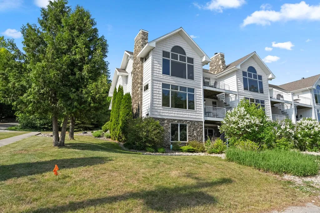 4155 Bluff Ln # 104, Fish Creek, Wisconsin 54212, 3 Bedrooms Bedrooms, ,3 BathroomsBathrooms,Condominium,For Sale,Bluff Ln,144265