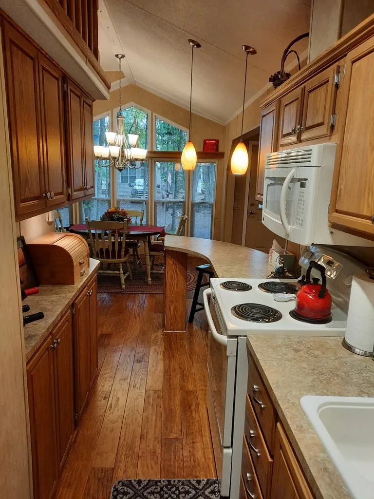Egg Harbor, WI 54209, 2 Bedrooms Bedrooms, ,1 BathroomBathrooms,Condominium,For Sale,143979
