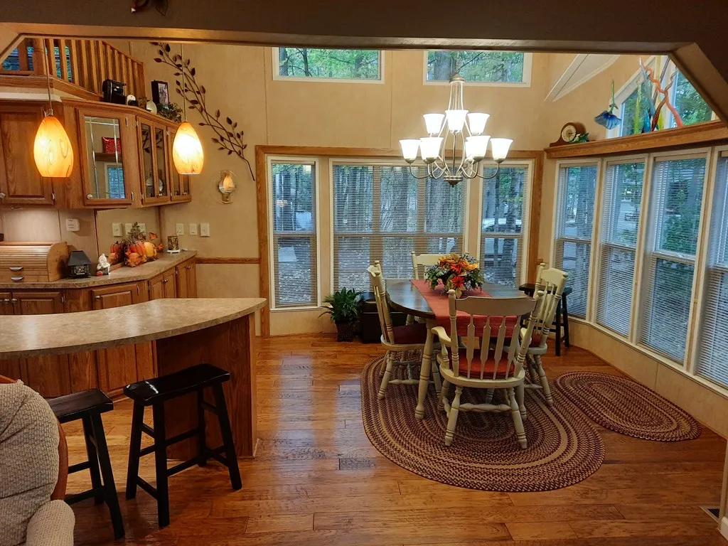 Egg Harbor, WI 54209, 2 Bedrooms Bedrooms, ,1 BathroomBathrooms,Condominium,For Sale,143979