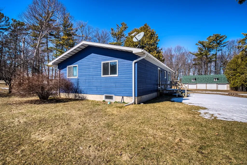 11790 Lakeview Rd, Ellison Bay Wi 54210, 2 Bedrooms Bedrooms, ,1 BathroomBathrooms,Inland-Residential,For Sale,Lakeview Rd,143736