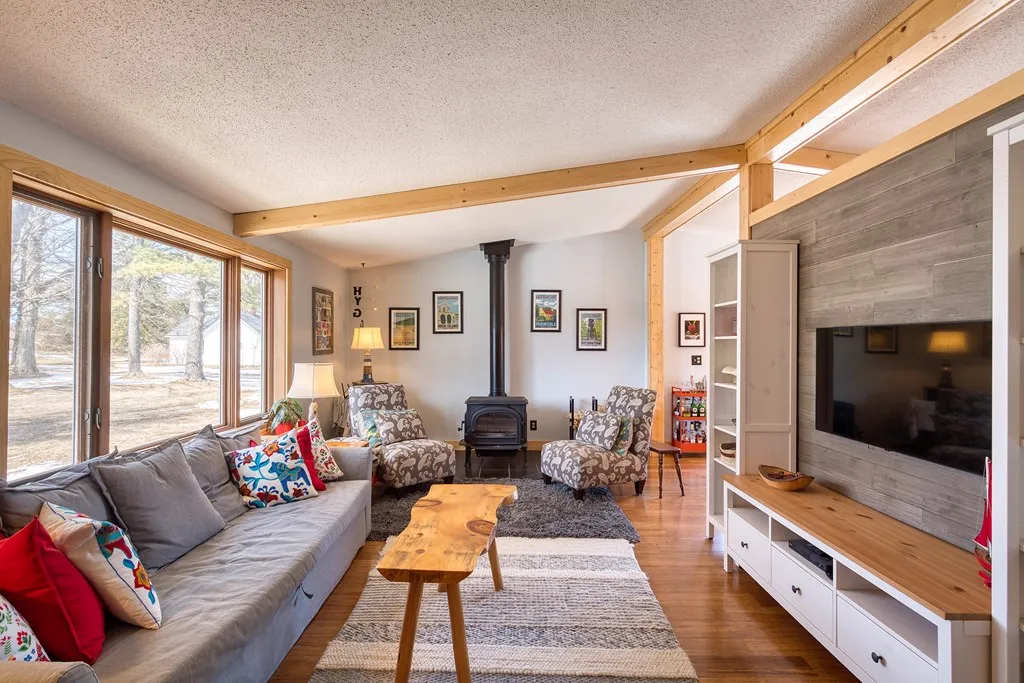 11790 Lakeview Rd, Ellison Bay Wi 54210, 2 Bedrooms Bedrooms, ,1 BathroomBathrooms,Inland-Residential,For Sale,Lakeview Rd,143736