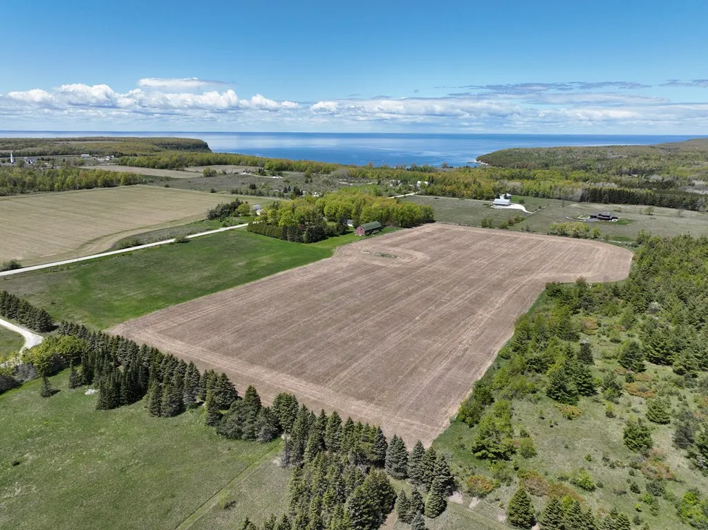 11790 Lakeview Rd, Ellison Bay Wi 54210, 2 Bedrooms Bedrooms, ,1 BathroomBathrooms,Inland-Residential,For Sale,Lakeview Rd,143736