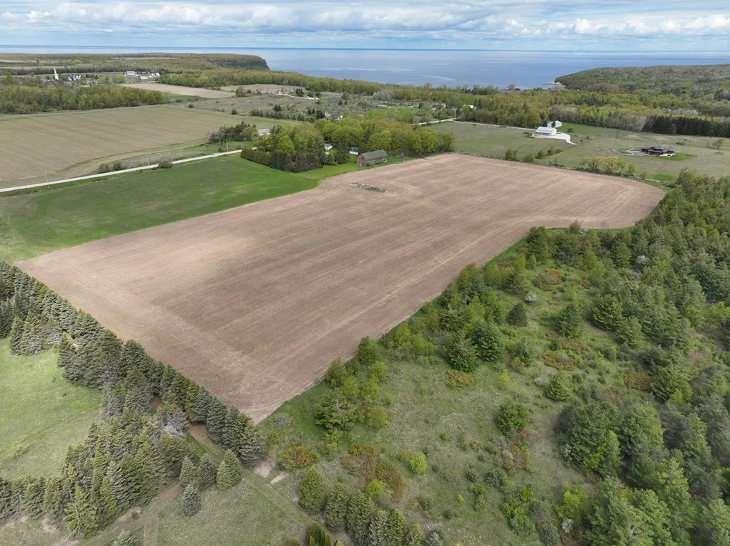 11790 Lakeview Rd, Ellison Bay Wi 54210, 2 Bedrooms Bedrooms, ,1 BathroomBathrooms,Inland-Residential,For Sale,Lakeview Rd,143736
