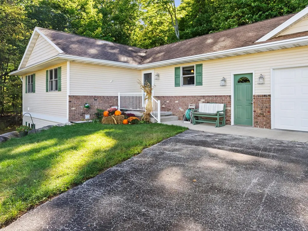 10467 Country Ln, Sister Bay Wi 54234, 3 Bedrooms Bedrooms, ,3 BathroomsBathrooms,Inland-Residential,For Sale,Country Ln,143286