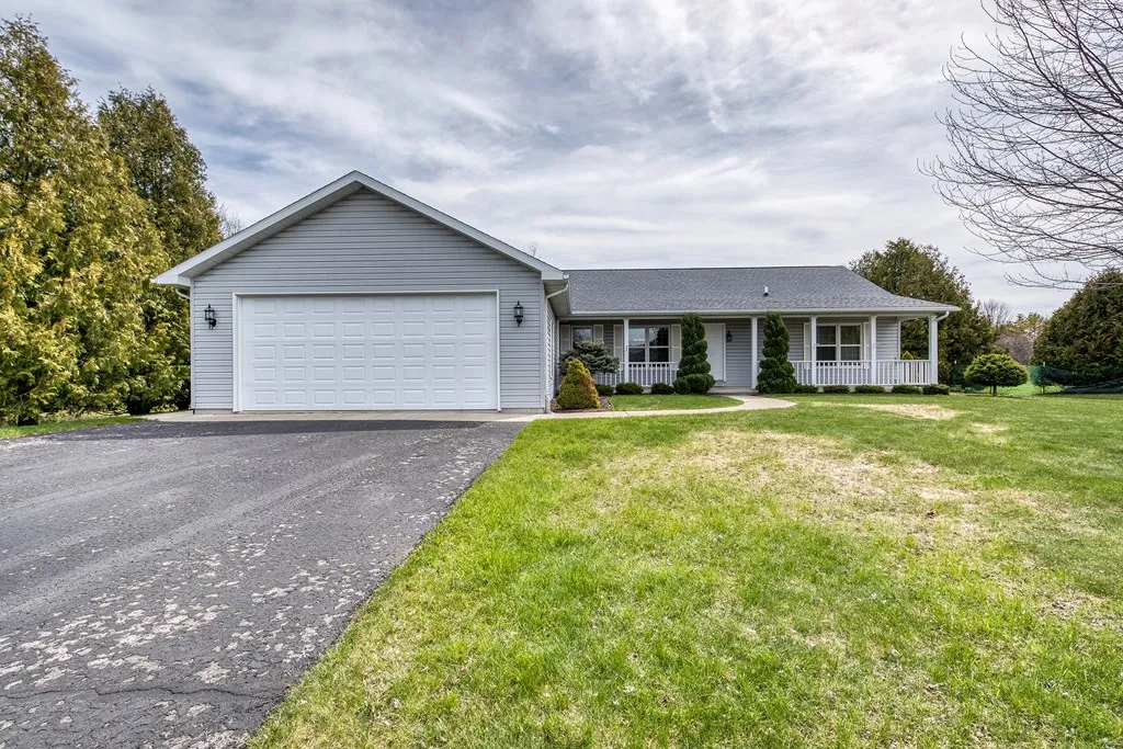 10524 Cherrywood Ct, Sister Bay Wi 54234, 3 Bedrooms Bedrooms, ,3 BathroomsBathrooms,Inland-Residential,For Sale,Cherrywood Ct,143879