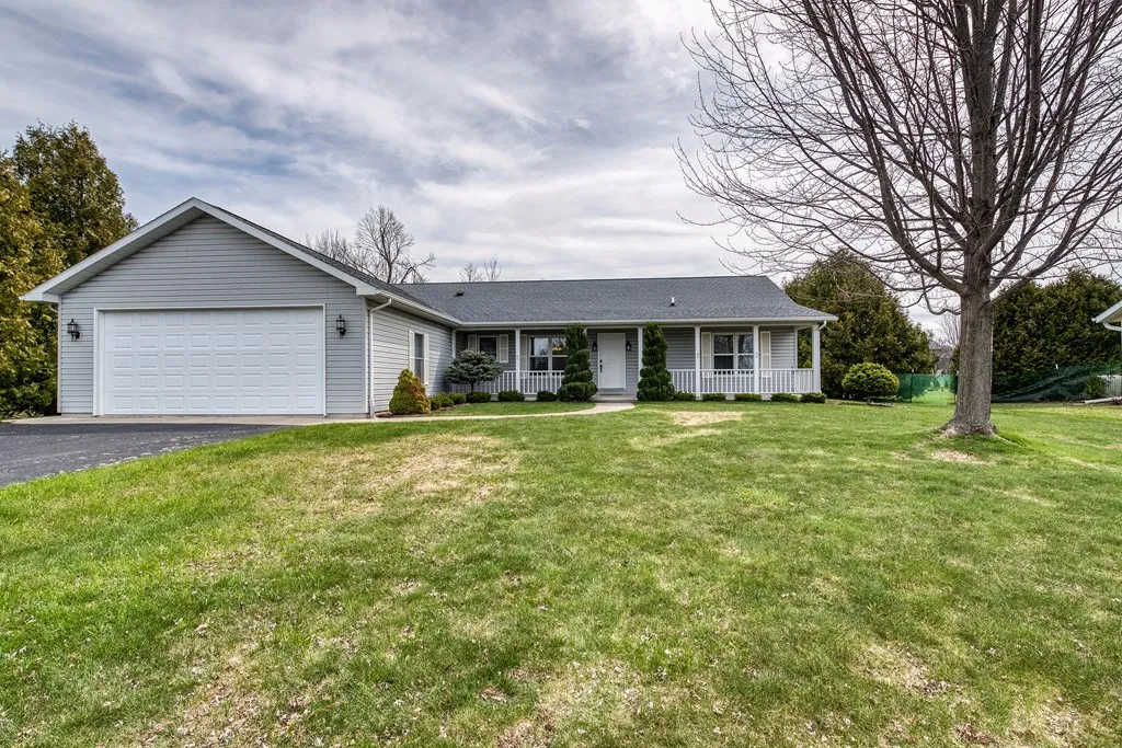 10524 Cherrywood Ct, Sister Bay Wi 54234, 3 Bedrooms Bedrooms, ,3 BathroomsBathrooms,Inland-Residential,For Sale,Cherrywood Ct,143879