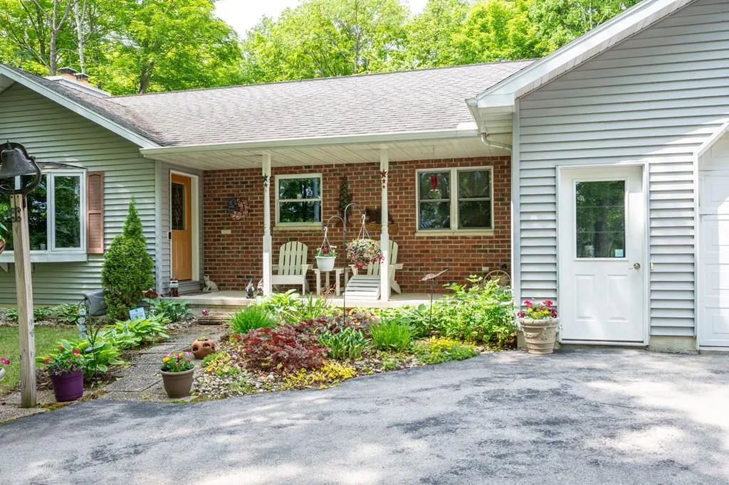 6885 Lost Lake Rd, Egg Harbor, Wisconsin 54209, 3 Bedrooms Bedrooms, ,3 BathroomsBathrooms,Inland-Residential,For Sale,Lost Lake Rd,144127