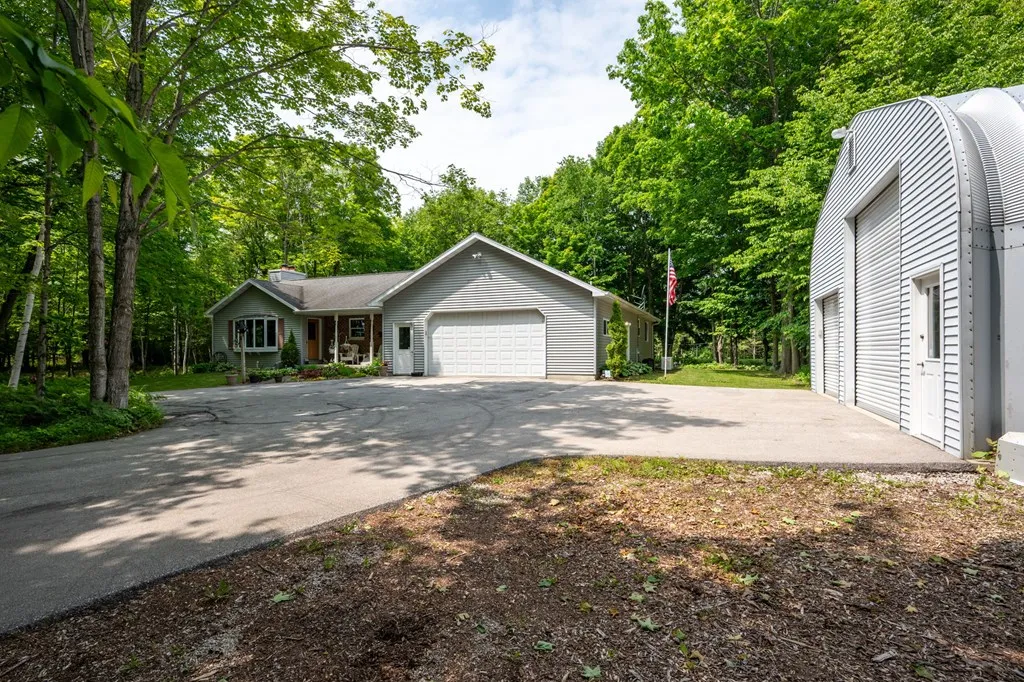 6885 Lost Lake Rd, Egg Harbor, Wisconsin 54209, 3 Bedrooms Bedrooms, ,3 BathroomsBathrooms,Inland-Residential,For Sale,Lost Lake Rd,144127