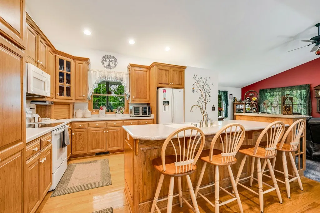 6885 Lost Lake Rd, Egg Harbor, Wisconsin 54209, 3 Bedrooms Bedrooms, ,3 BathroomsBathrooms,Inland-Residential,For Sale,Lost Lake Rd,144127