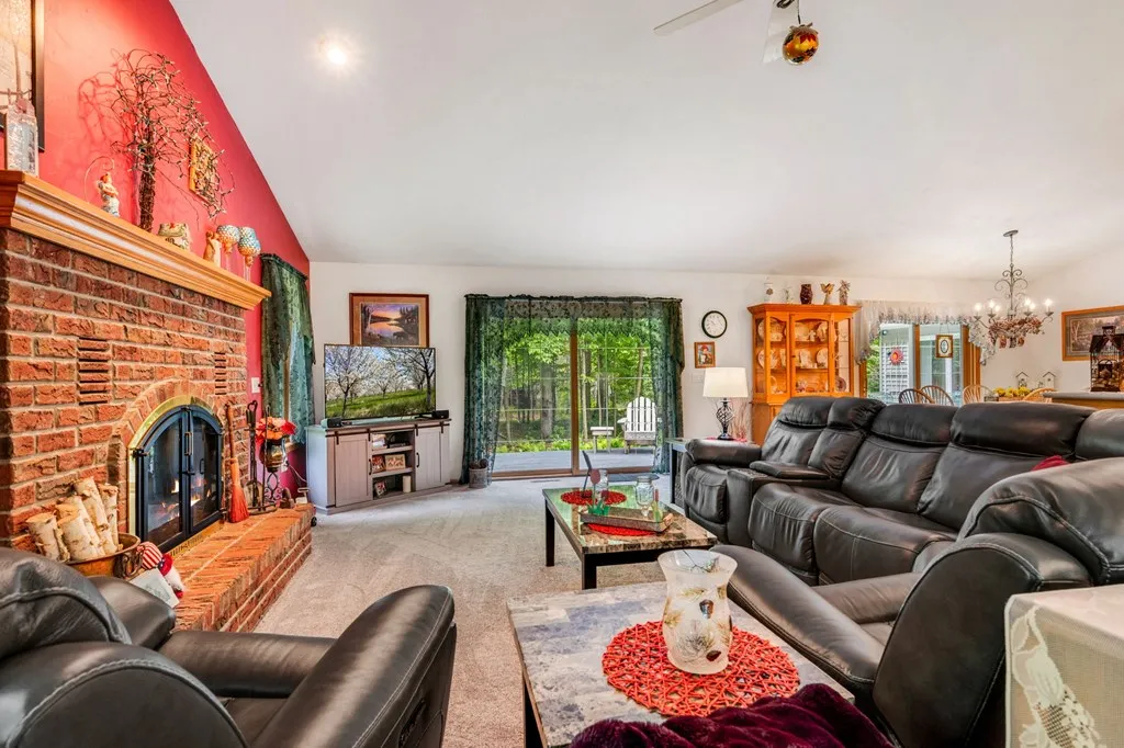 6885 Lost Lake Rd, Egg Harbor, Wisconsin 54209, 3 Bedrooms Bedrooms, ,3 BathroomsBathrooms,Inland-Residential,For Sale,Lost Lake Rd,144127