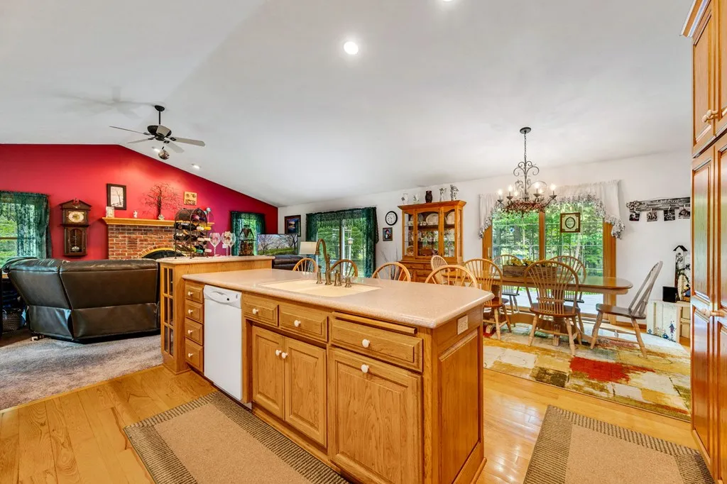 6885 Lost Lake Rd, Egg Harbor, Wisconsin 54209, 3 Bedrooms Bedrooms, ,3 BathroomsBathrooms,Inland-Residential,For Sale,Lost Lake Rd,144127