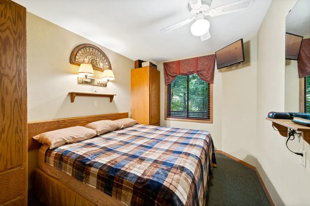 4940 Landmark Cir, Town Of Egg Harbor Wi 54209, 1 Bedroom Bedrooms, ,1 BathroomBathrooms,Condominium,For Sale,Landmark Cir,143098