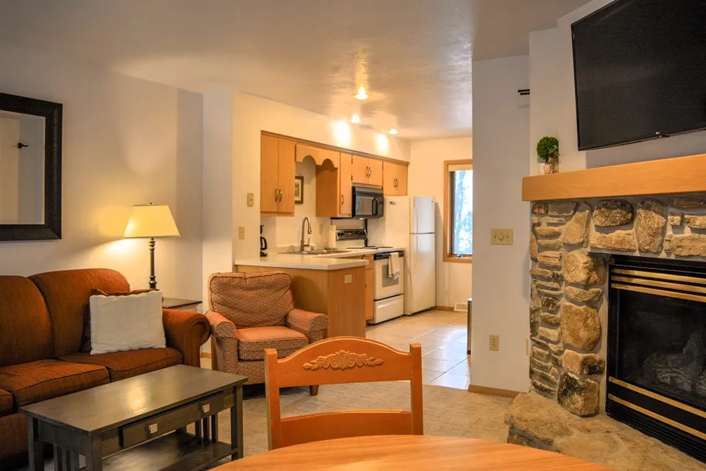 3908 County Rd F, Fish Creek Wi 54212, 2 Bedrooms Bedrooms, ,2 BathroomsBathrooms,Condominium,For Sale,County Rd F,141347