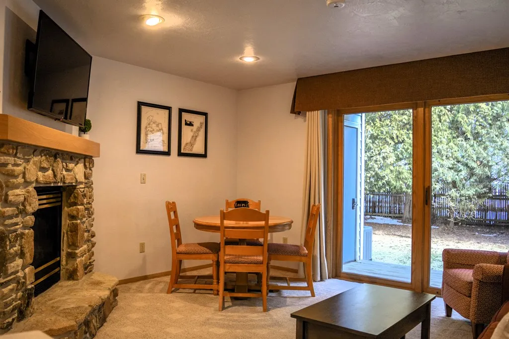 3908 County Rd F, Fish Creek Wi 54212, 2 Bedrooms Bedrooms, ,2 BathroomsBathrooms,Condominium,For Sale,County Rd F,141347