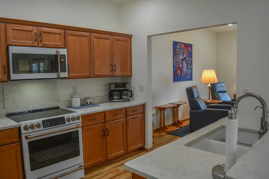 4426 W Madeline Ln # 9, Sturgeon Bay Wi 54235, 3 Bedrooms Bedrooms, ,3 BathroomsBathrooms,Condominium,For Sale,W Madeline Ln,143705