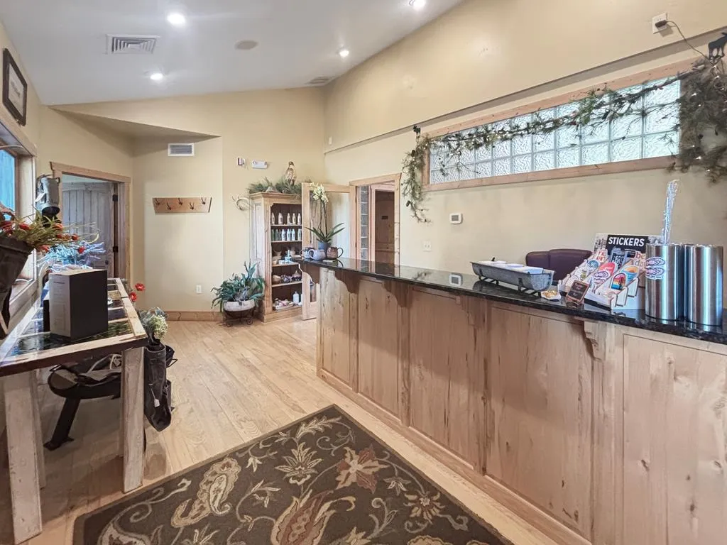 3899 Old Highway Rd, Sturgeon Bay, Wisconsin 54235, ,3 BathroomsBathrooms,Commercial,For Sale,Old Highway Rd,144322