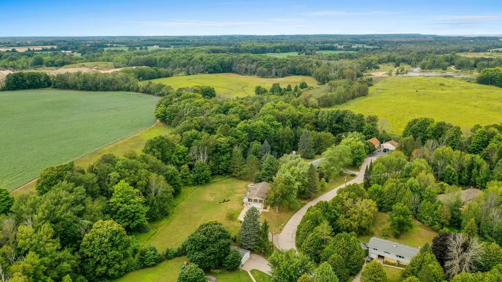 5889 Cedar Creek Pl, Sturgeon Bay Wi 54235, 4 Bedrooms Bedrooms, ,2 BathroomsBathrooms,Inland-Residential,For Sale,Cedar Creek Pl,143086
