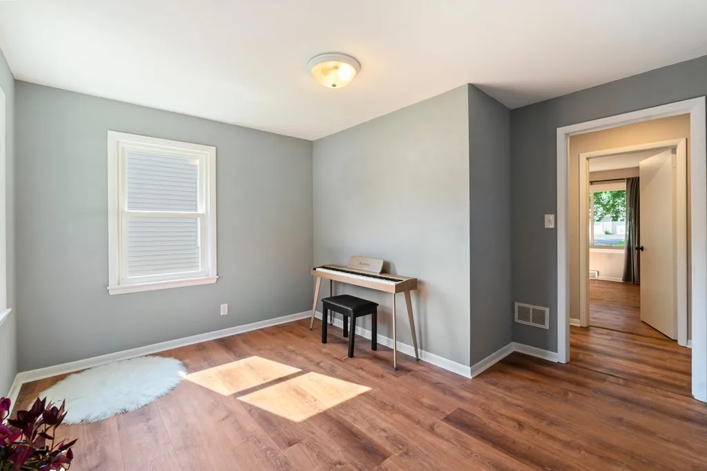 1029 Pennsylvania St, Sturgeon Bay, Wisconsin 54235, 4 Bedrooms Bedrooms, ,2 BathroomsBathrooms,Inland-Residential,For Sale,Pennsylvania St,144334